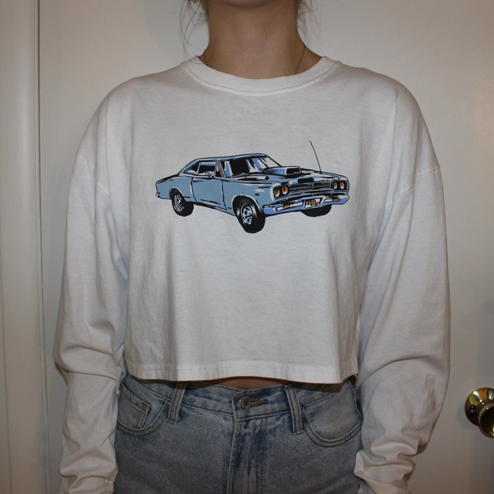 brandy melville long sleeve tee